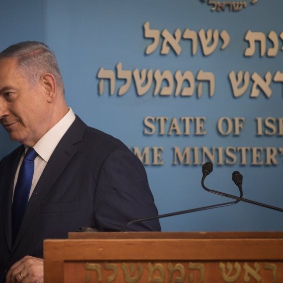ראש הממשלה בנימין נתניהו במשרדו
