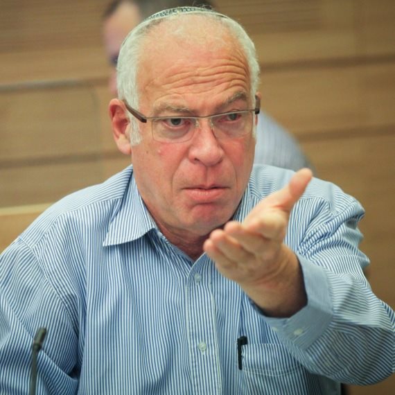 השר אורי אריאל