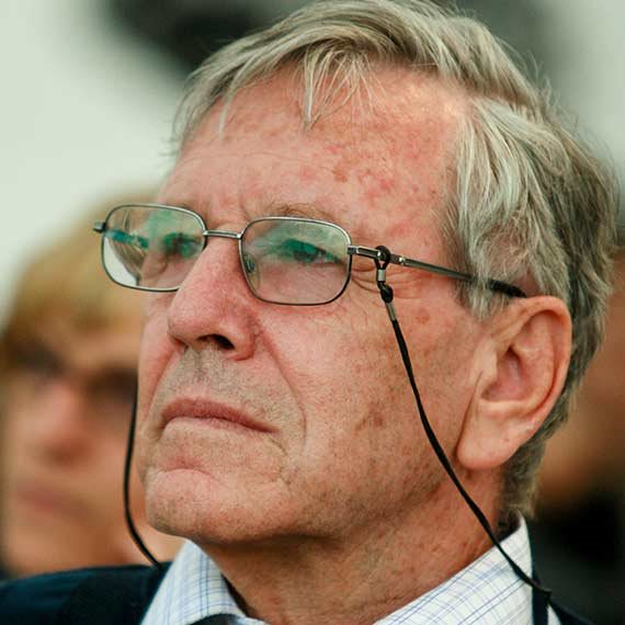 עומס עוז ז"ל