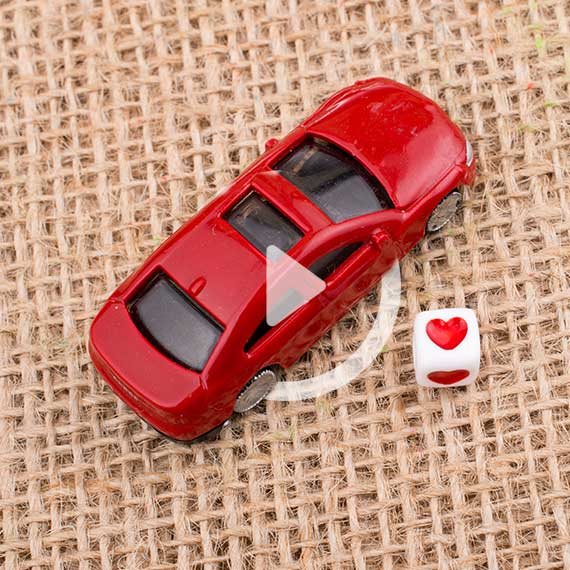 נוסעת בעקבות האהבה