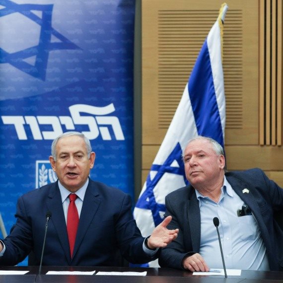 יו"ר הקואליציה דודי אמסלם וראש הממשלה בנימין נתניהו