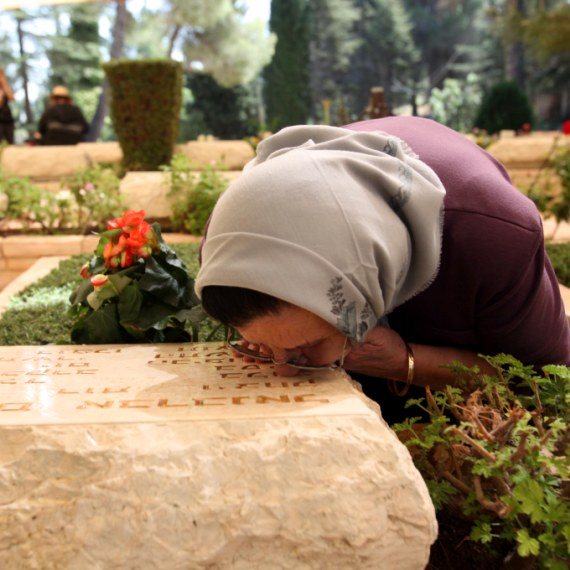 למצולמים אין קשר לכתבה