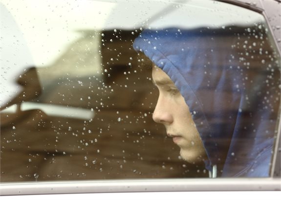 "אמרו לי לא לדבר איתו על זה"