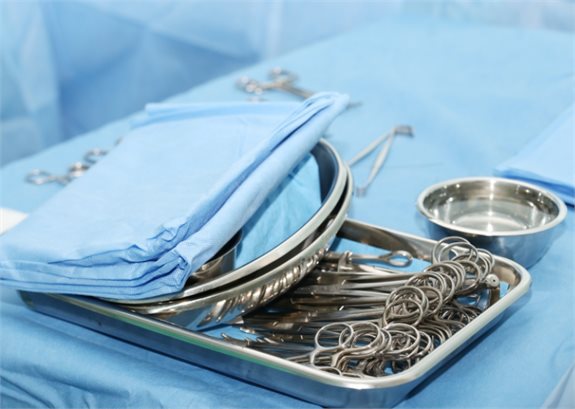 ניתוחים פלסטיים