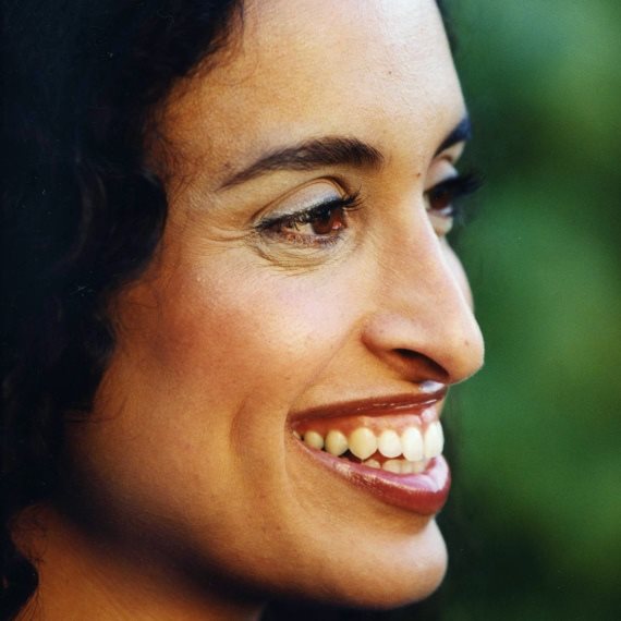 הזמרת והיוצרת אחינועם ניני