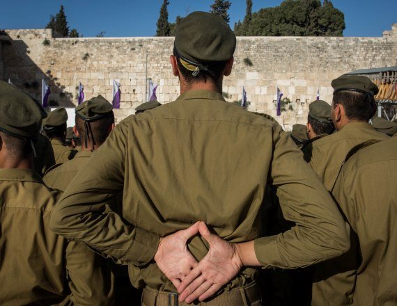 חיילים, אילוסטרציה