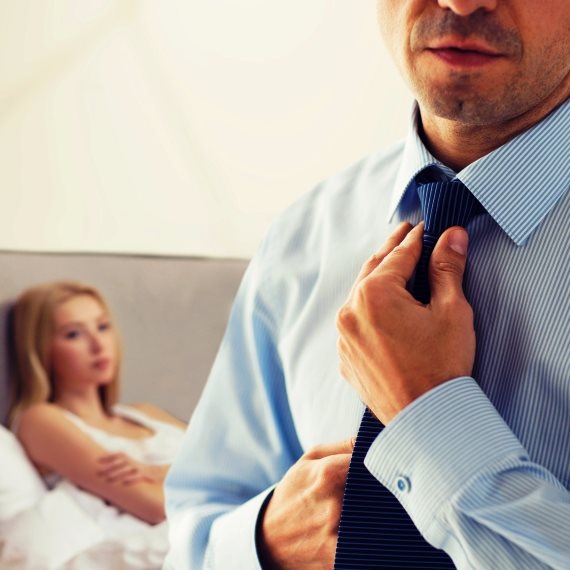 בגידה לא כדאית