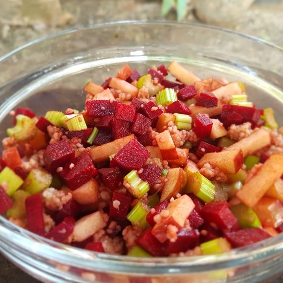 סלט סלק ותפוח