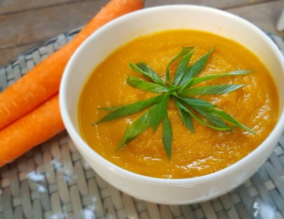 מרק גזר וארטישוק ירושלמי