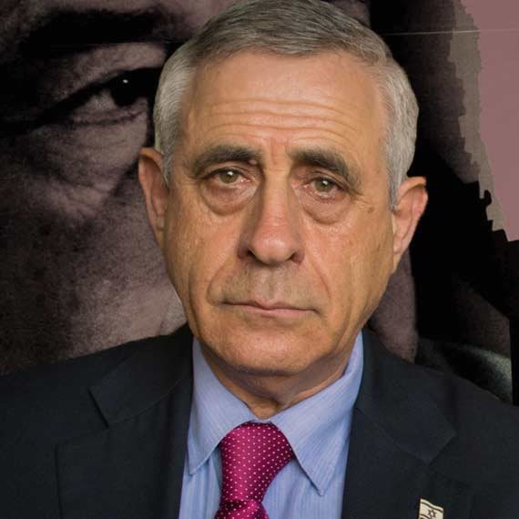 "להקים ועדת חקירה". ד"ר קידר