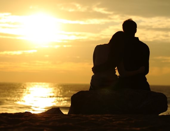 "תדמיינו שאתם נמצאים במקום של הרווקים"