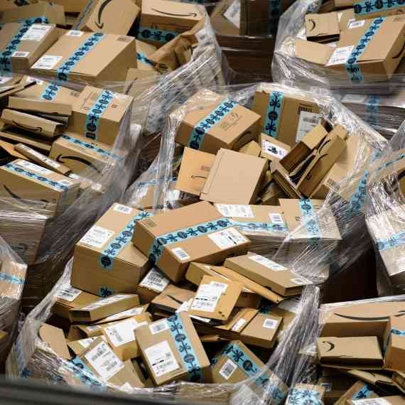 יום הרווקים הסיני שמח!