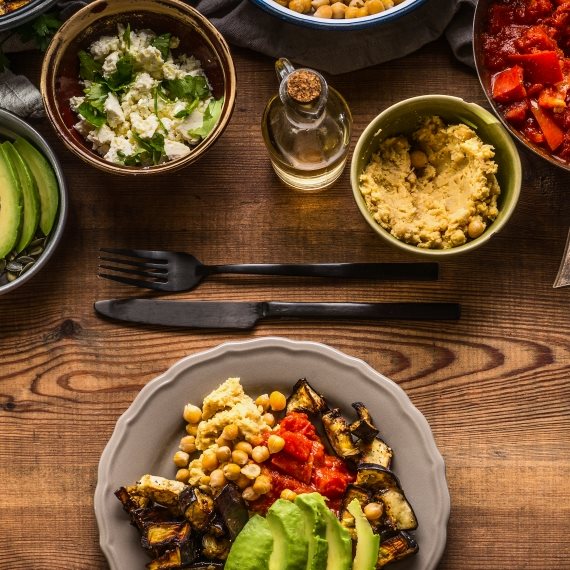 "בשר מסריח לא נשאר דקה על המשטח"