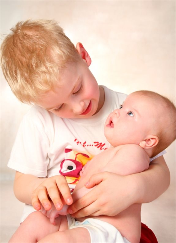 אלימות בין אחים?