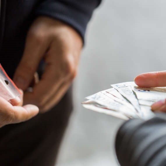 אני לא מופתע כשאני שומע שעבריינים מתים מסמים