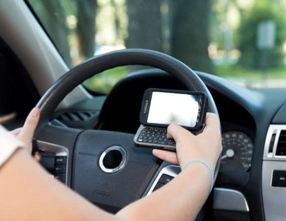 "אנחנו רואים שכמעט כל הנהגים משתמשים בטלפון"