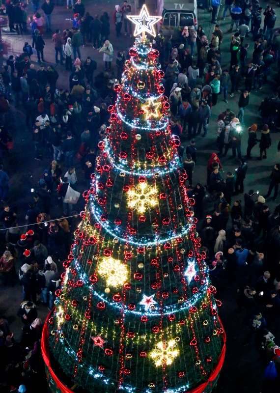 "מלמדים יהודים בארץ שלנו על כריסמס"