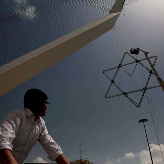 "האנטישמיות מתחילה בארץ"