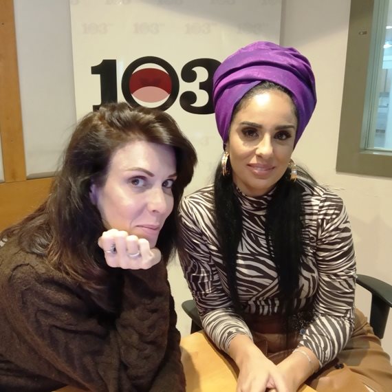 נרקיס מתארחת באולפן של איריס קול