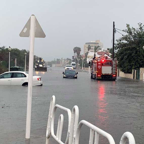 "מאות מכוניות ניזוקו"