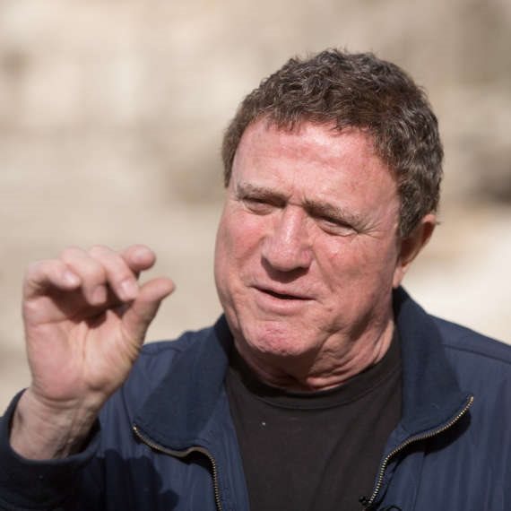 עוד קצת ואני מגיע.