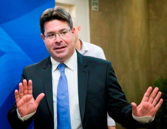 השר אופיר אקוניס