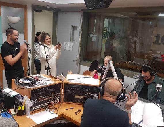 עילי בוטנר וילדי החוץ