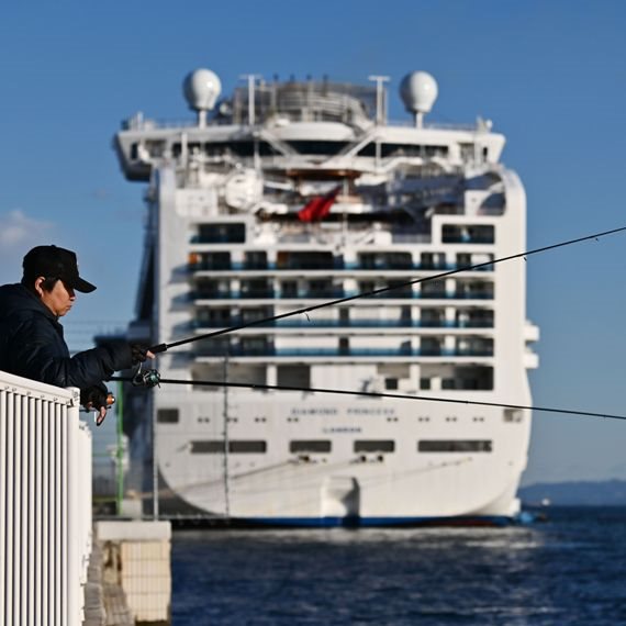 ספינת Diamond Princess עוגנת ביפן