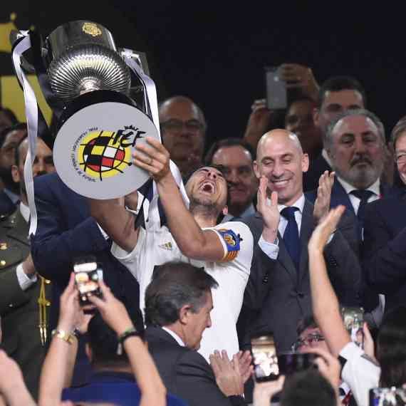 מי תנצח? ולנסיה באחד מרגעיה הגדולים