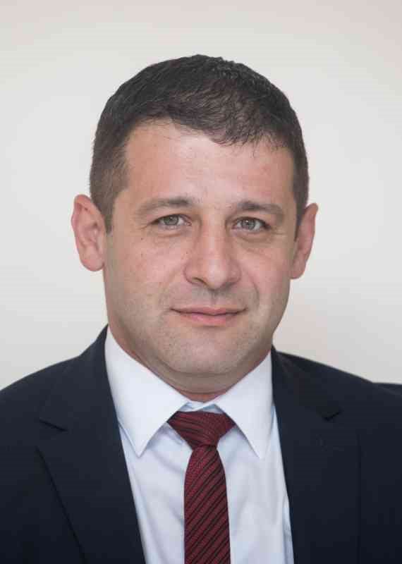 אלכס קושניר