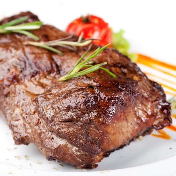 בשר עשיר בחלבון