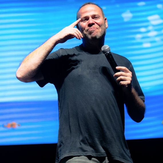 אל תפספסו. אדיר מילר