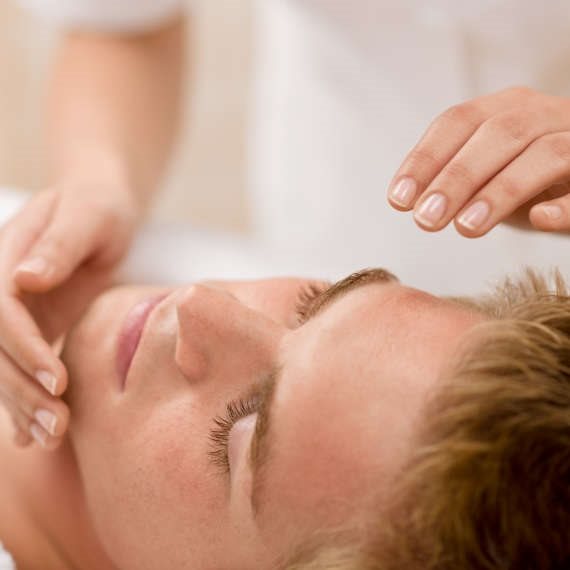 "איבדתי את עבודתי כקוסמטיקאית"