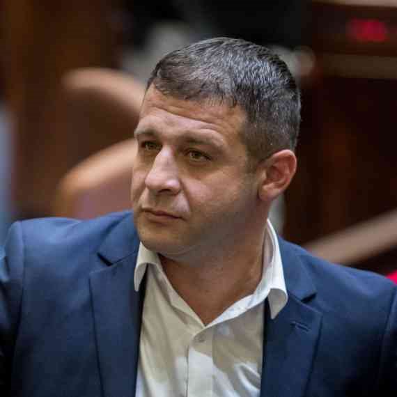 אלכס קושניר