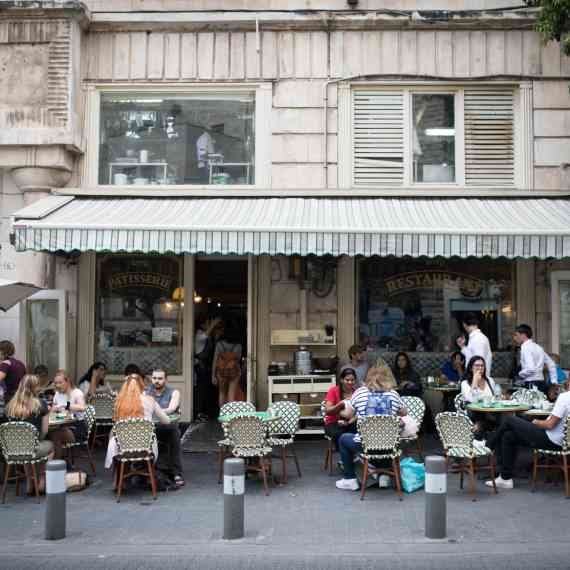 מסעדה (ארכיון, למצולמים אין קשר לכתבה)