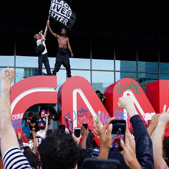 המחאה מחוץ למטה CNN באטלנטה, בסוף השבוע