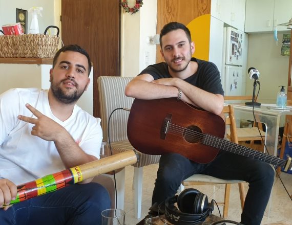 דולי ופן באולפן הביתי של דידי והרון