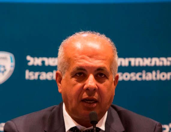 יו"ר מכבי פתח תקווה, אבי לוזון.