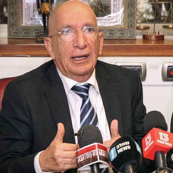 עורך הדין ששי גז