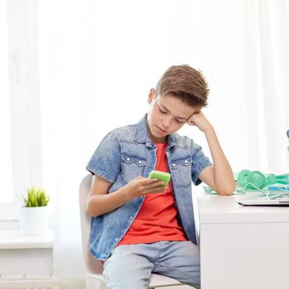 "הוא מעדיף לא ללכת לחוגים"