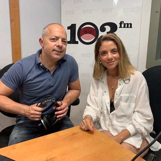 שירי מימון מתארחת ב'אלבומי המופת', בהגשת רז שכניק