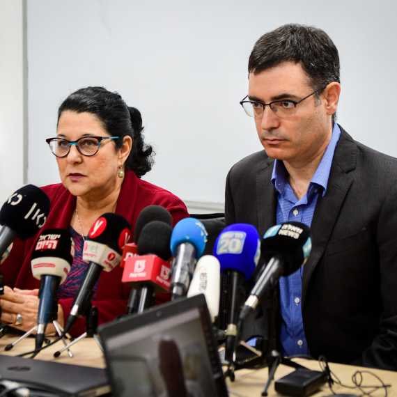 בר סימן טוב ופרופ' סדצקי