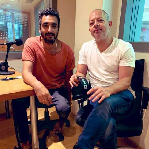 דודו טסה באולפן של רז שכניק