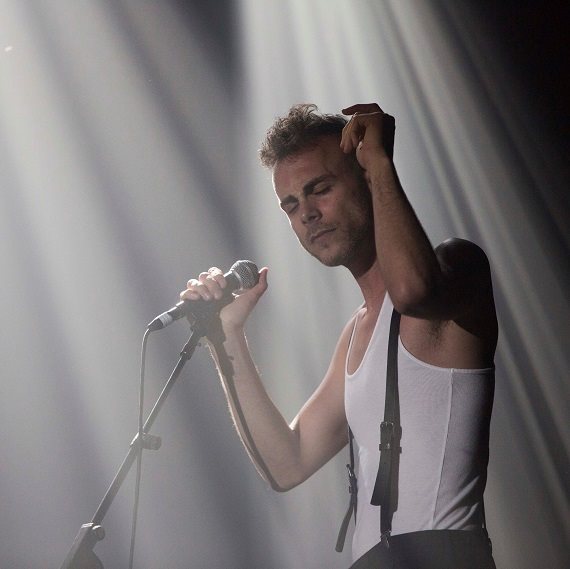 אסף אבידן: "אני תקוע במדינה זרה"