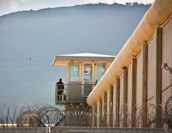 חשד לפרשת מין של הבכיר בשב"ס