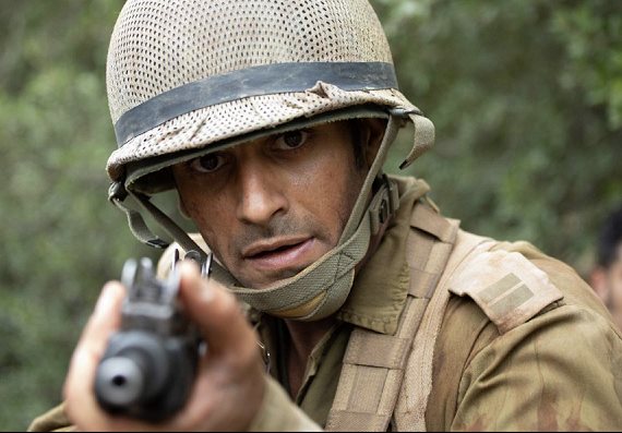 אביב אלוש, ב'שעת נעילה'