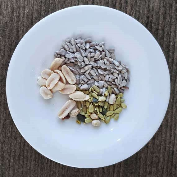 ד"ר רוזמן: "בחימום קצר, לא קורה לגרעינים ואגוזים שום דבר"