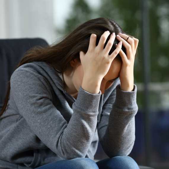 עלייה בפנייה לעמותת עלם בתקופת הקורונה. למצולמת אין קשר לנאמר