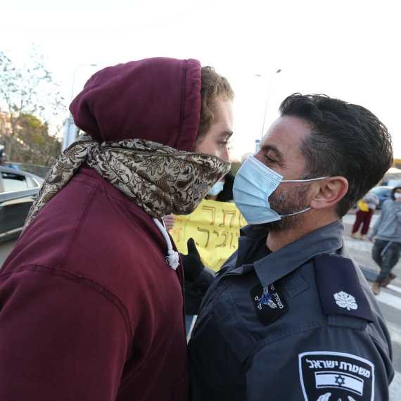 מתוך המחאה על מותו של אהוביה סנדק ז"ל