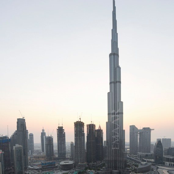 ומה עם דובאי?